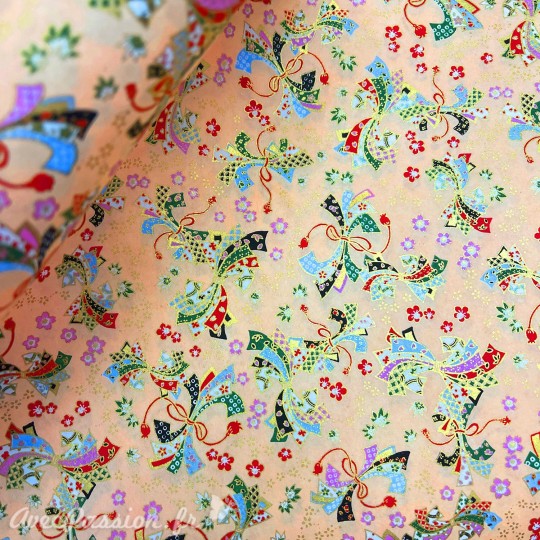 Papier japonais washi noeud multicolores fond saumon By Taniguchi