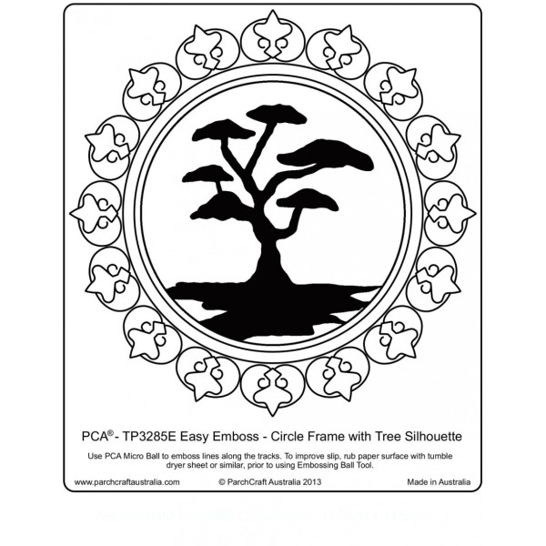 Template parchemin cercle avec une silhouette d'arbre