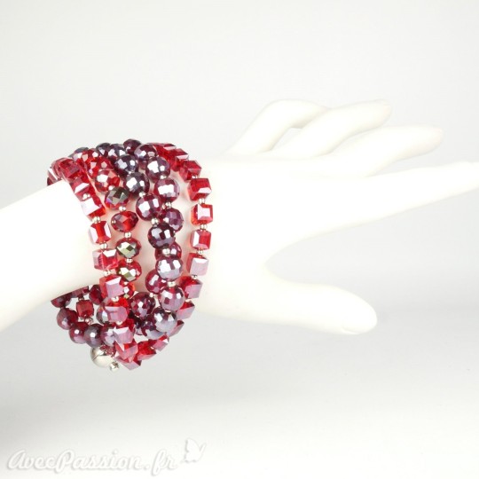 Bracelet Cheny's multi-rangs perles rouges irrisées Bracelet Cheny's multi-rangs perles rouges irrisées