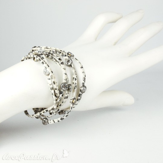 Bracelet Cheny's multi-rangs lien en cuir écru imprimé fauve Bracelet Cheny's multi-rangs lien en cuir écru imprimé fauve