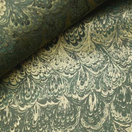 Papier italien motifs feuille de lys vert et doré Papier italien motifs feuille de lys vert et doré
