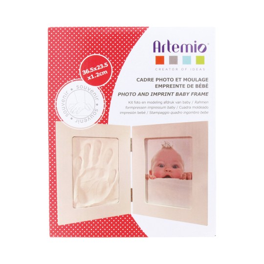 Cadre photo + moulage empreinte bébé en bois peint 18x23.5 Cadre photo + moulage empreinte bébé en bois peint 18x23.5