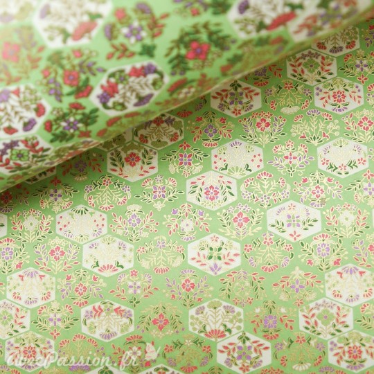 Papier japonais chiyogami fleurs fond vert Papier japonais chiyogami fleurs fond vert