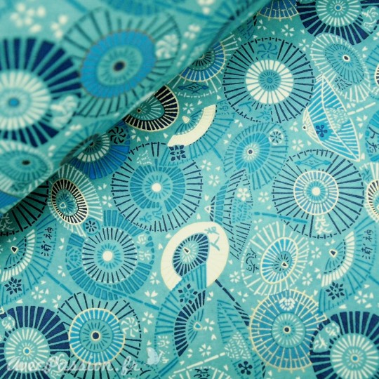 Papier japonais chiyogami ombrelle fond bleu Papier japonais chiyogami ombrelle fond bleu