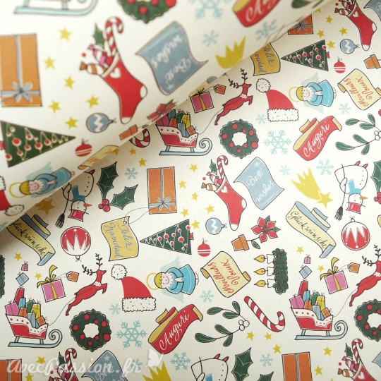 Papier tassotti à motifs cadeau de noel