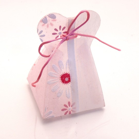 Feuilles créapop Hobbyfun gabarit boite cadeau dragée Feuilles créapop Hobbyfun gabarit boite cadeau dragée