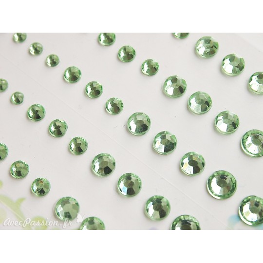 Strass autocollant facettés Memory Place vert