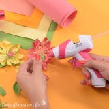 Pistolet à colle chaude électrique rose +10 recharges