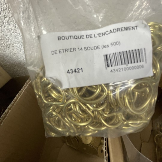 Attaches anneaux dés étriers laitonnés D14 moyens soudés pour tresse de lin 43421*500
