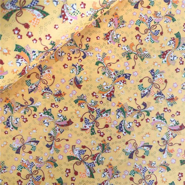 Papier japonais yuzen noeud multicolores fond jaune By Taniguchi