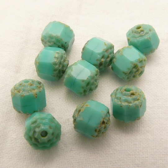 Perles fantaisie ronde opaque turquoise 8mm qu10 Perles fantaisie ronde opaque turquoise 8mm qu10