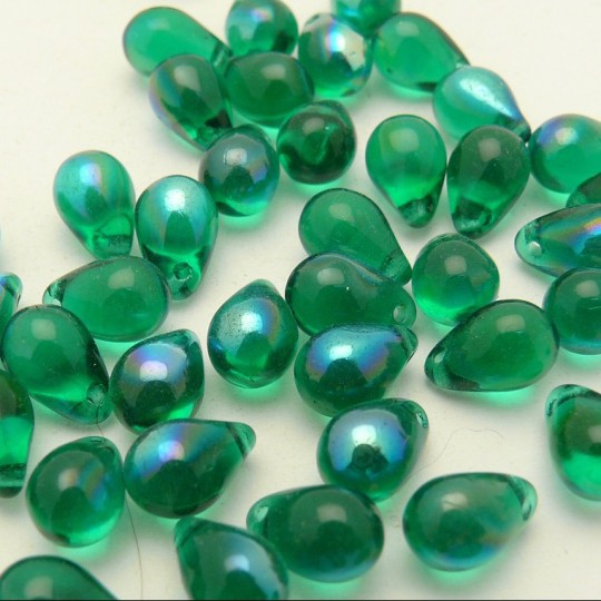 Perles fantaisie goutte emeraude AB 10mm qu50 Perles fantaisie goutte emeraude AB 10mm qu50