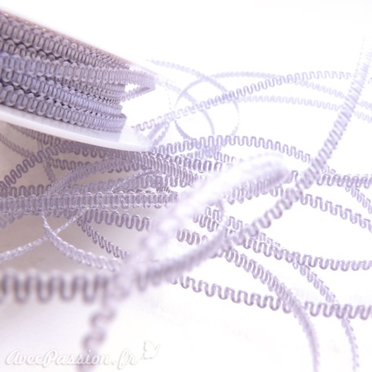 Ruban tissu lilas 3mm x 5m frisette Ruban tissu lilas 3mm x 5m frisette