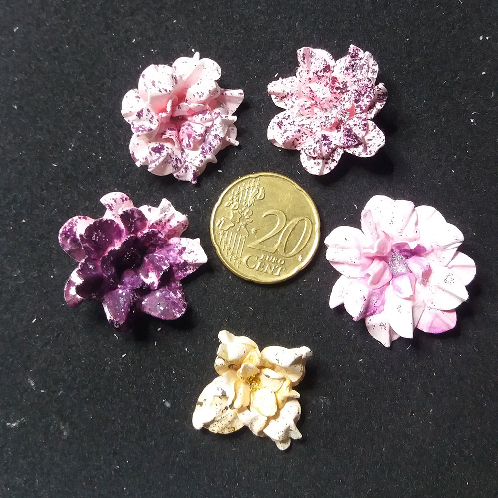 fleurs miniatures